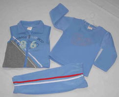 福州荣登贸易 专注童装与鞋帽，零售批发一站式服务